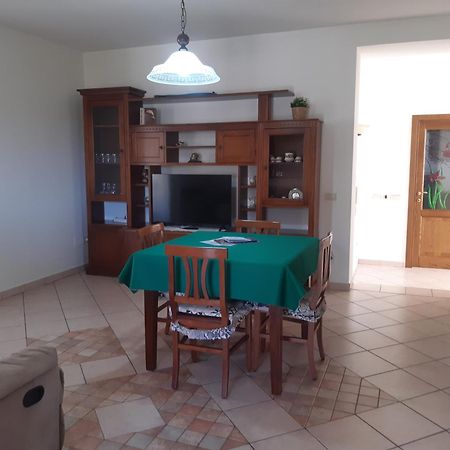Pane E Cioccolata Apartment Foligno Bagian luar foto